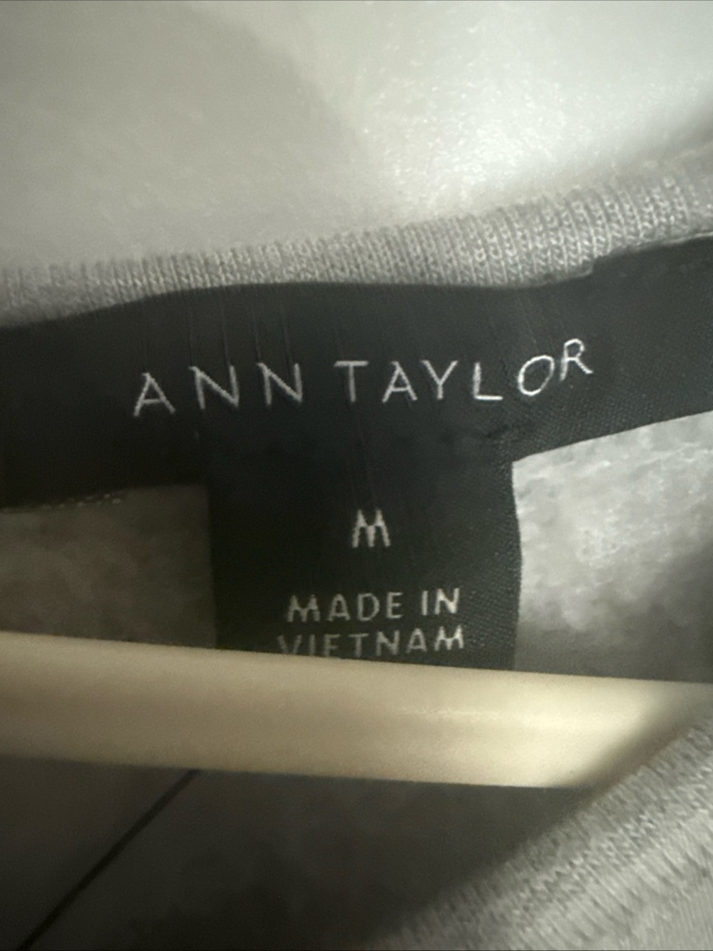 Ann Taylor Sleeveless Gray Wide-Leg Jumpsuit - Picture 4 of 6